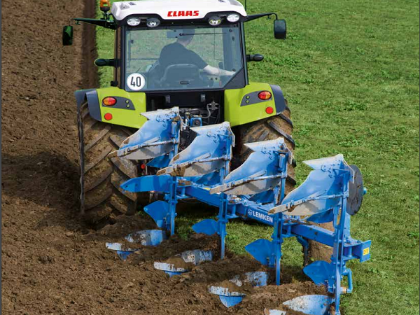 Трактори та сільськогосподарська техніка